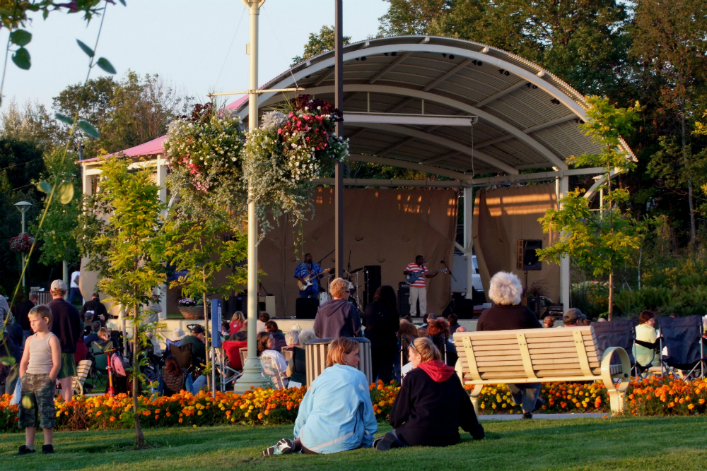 Quispamsis, New Brunswick Big Rock Plaza